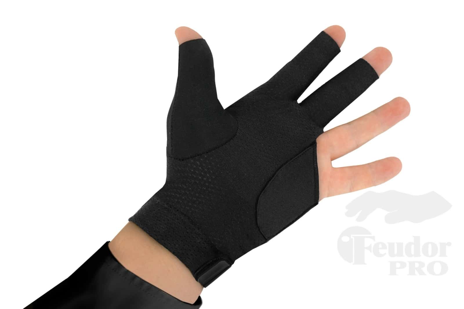 Перчатка-бильярдная Feudor Pro black Right S 5