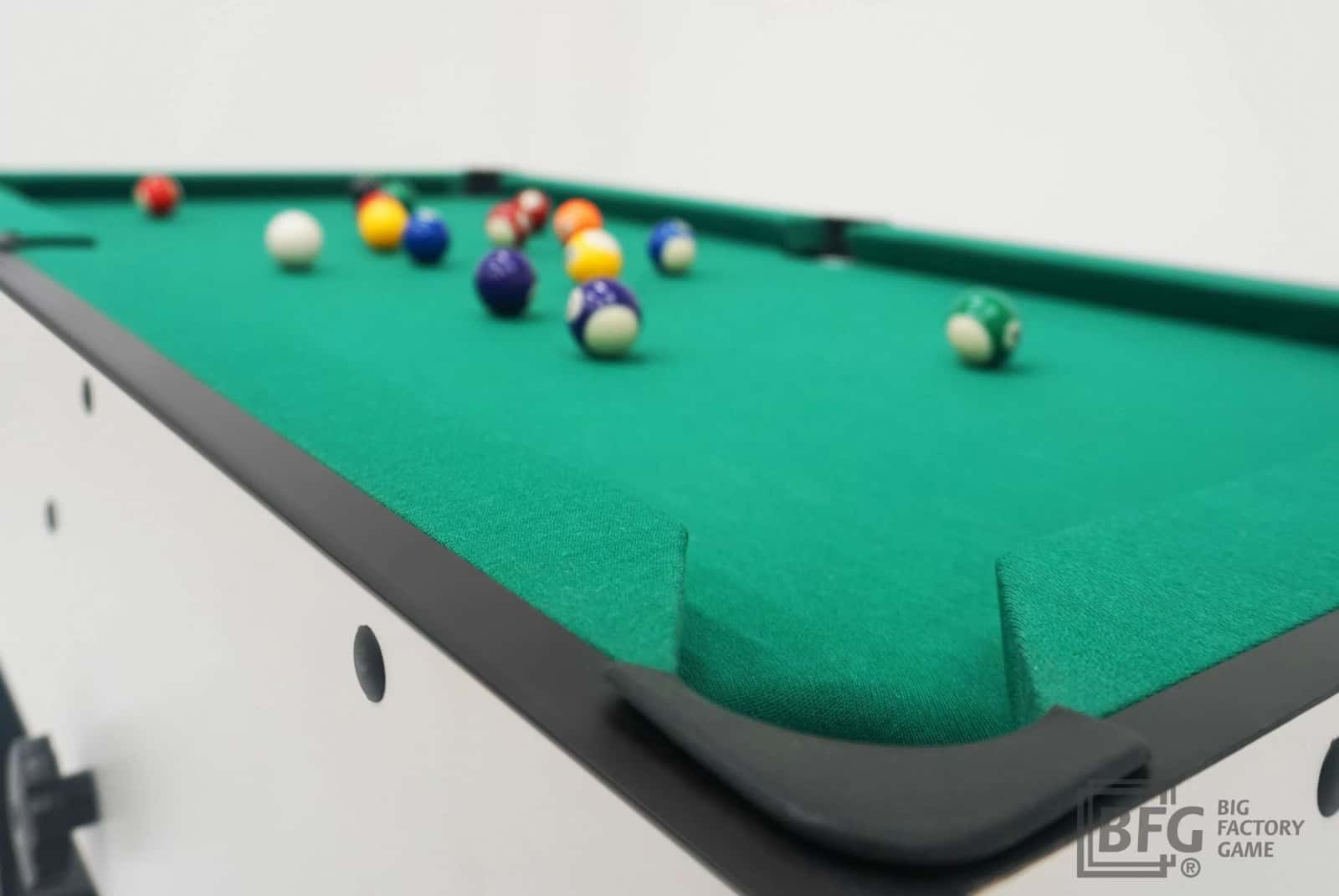 Бильярдный стол BFG Compact Moby 4 (Стандарт) — Игровая серия 9