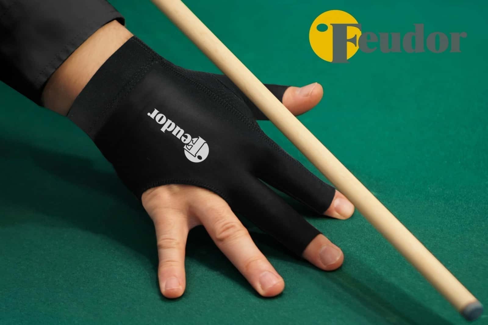 Перчатка-бильярдная Feudor Pro black Right S 4